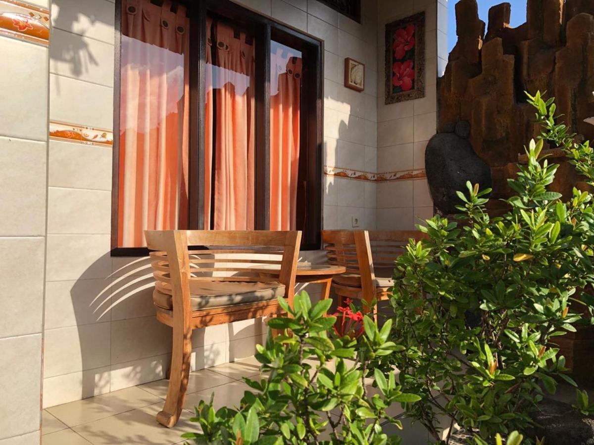 Kerti Beach Bungalow And Restaurant Padangbai  Eksteriør bilde