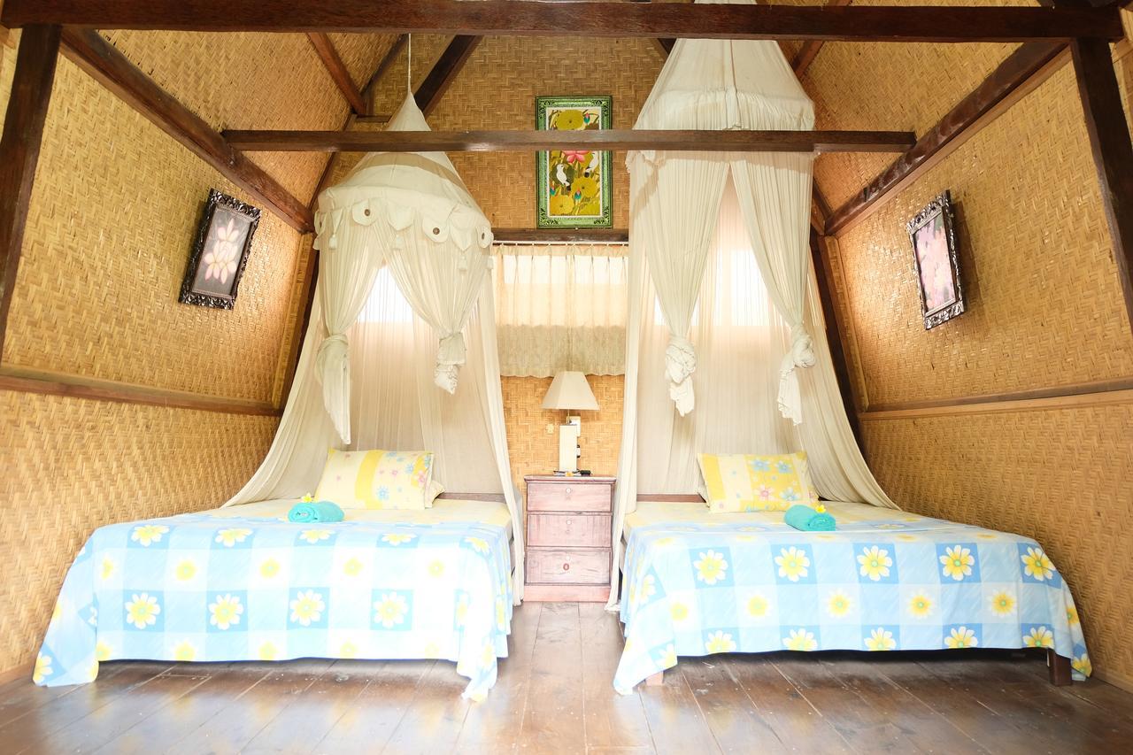 Kerti Beach Bungalow And Restaurant Padangbai  Eksteriør bilde